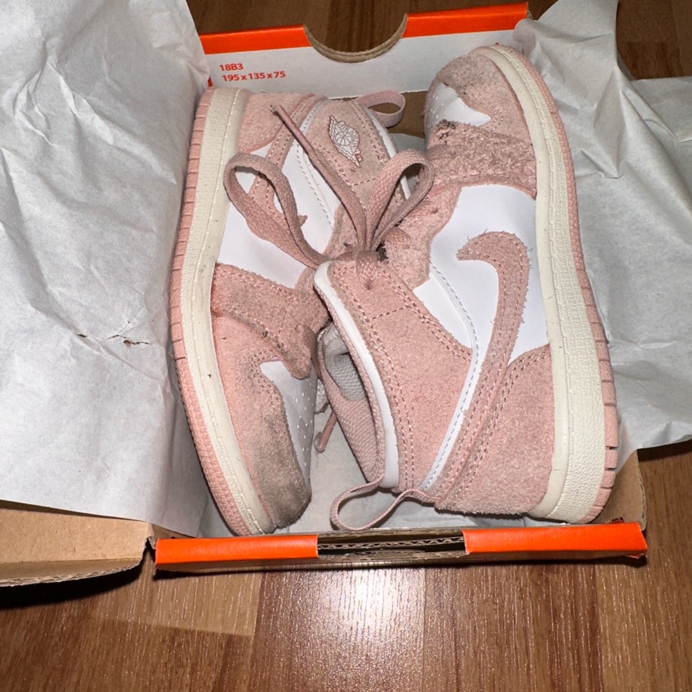 Kids Nike Jordan 1 Mid white/pink size 10C